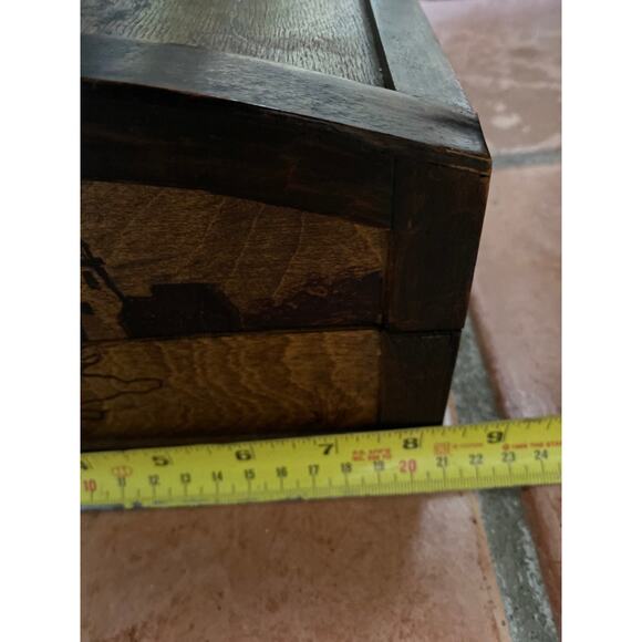 Handmade Wood‎ Handpainted Folk art Box Signed Barn Bird Rural scene Jewelry Box - Picture 10 of 10